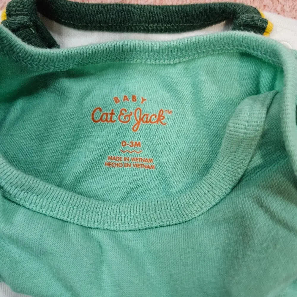 BabyGap Infant Boy Baseball Outfit and 3 onesies 0-3 Months Bundle